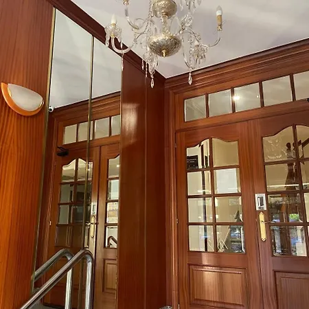 Pension Capital De Galicia 호텔 *