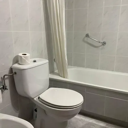 Pension Capital De Galicia * 산티아고데콤포스텔라