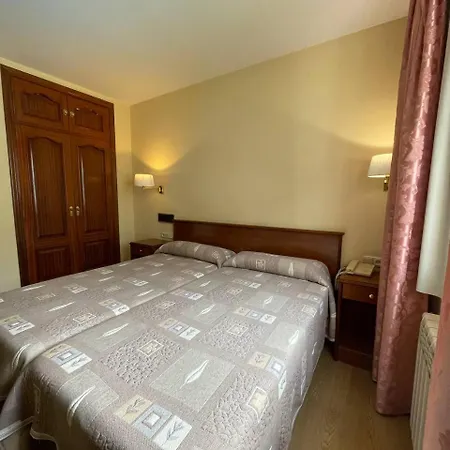 호텔 Pension Capital De Galicia 산티아고데콤포스텔라