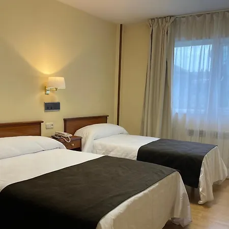 Pension Capital De Galicia 산티아고데콤포스텔라