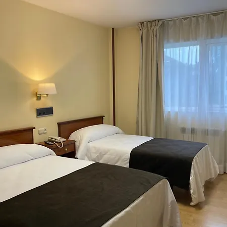 Pension Capital De Galicia 호텔 *