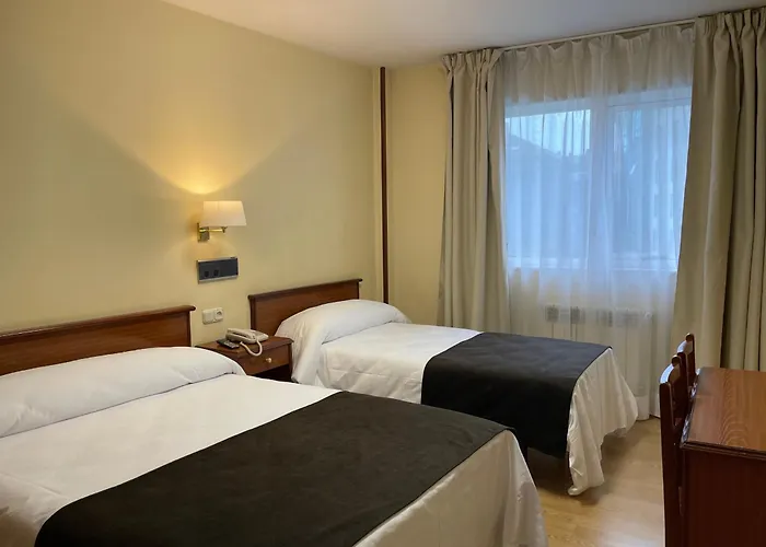 Capital De Galicia Hotel *